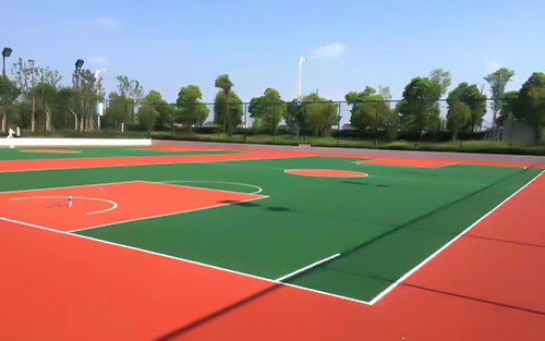 室外籃球場