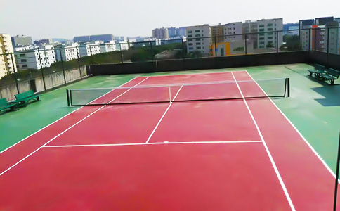 塑膠網球場