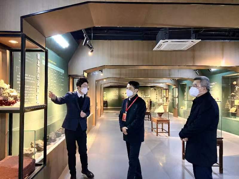 1671181486083069522.jpg 2.jpg