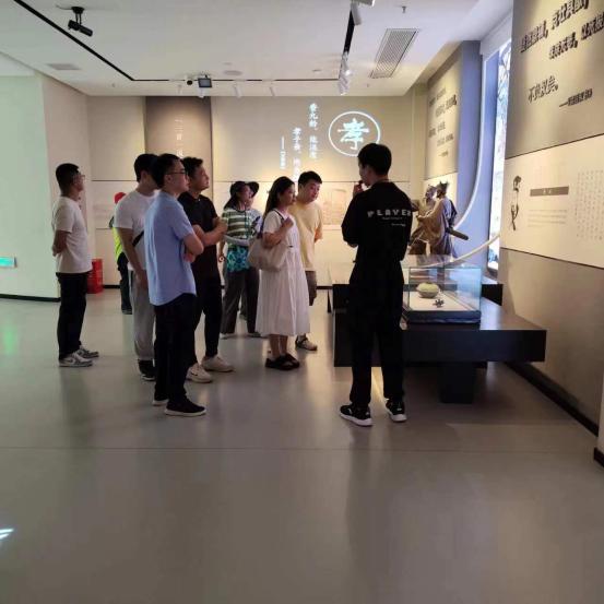 1727684494606033831.jpg 1.jpg