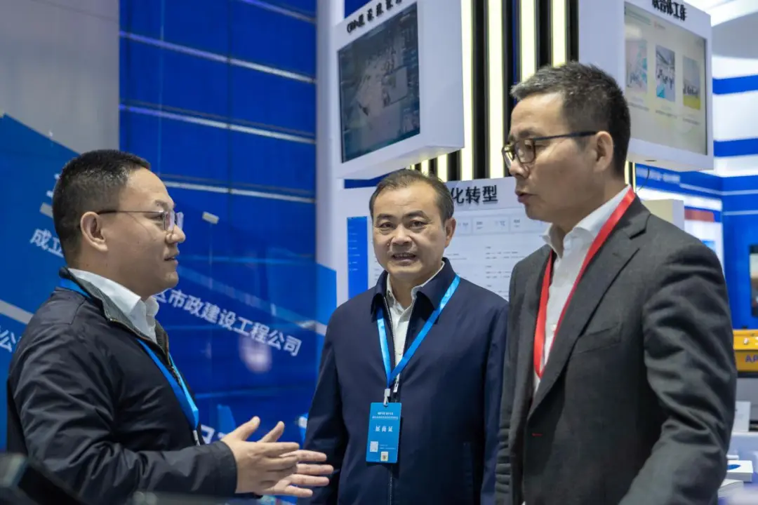 1728696883675063692.jpg 2.jpg