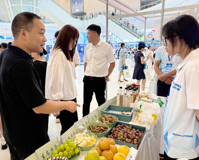 1756691185704081739.png 2.png