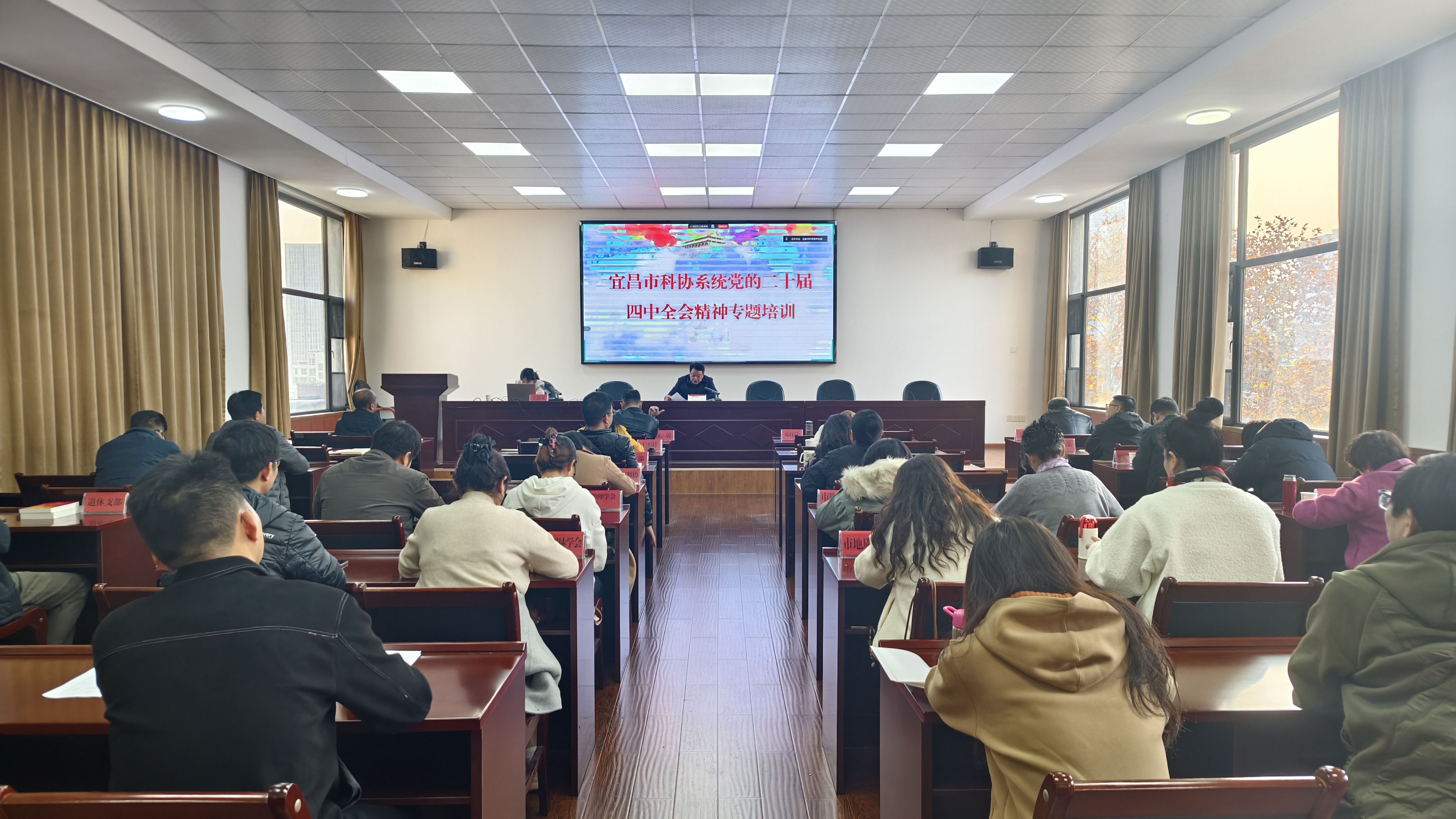 1764642260174007625.jpg mmexport1764641138094.jpg